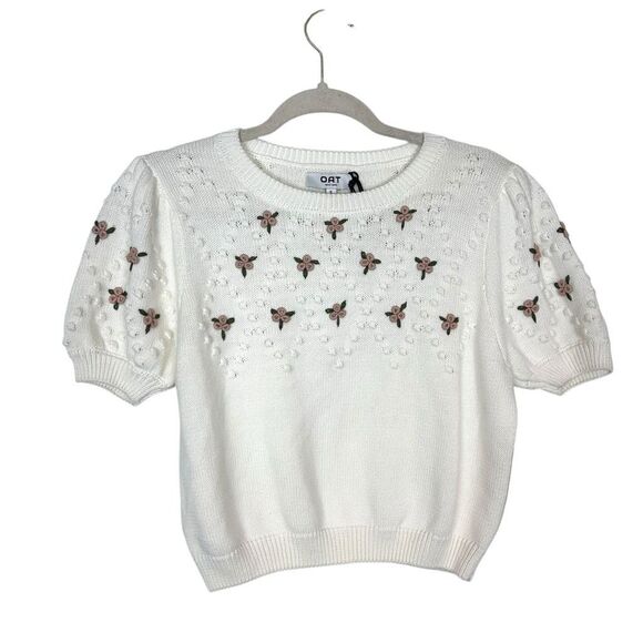 NWT Oat New York Sweater Small White Floral rosette Short Sleeve Cropped Knit To - Picture 3 of 12